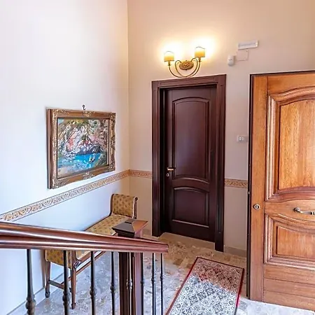 Domus Japigia Bed & Breakfast 3*