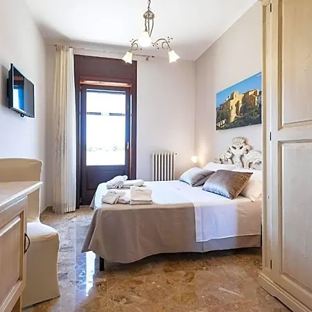 Domus Japigia Bed & Breakfast 3*