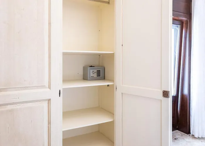 Domus Japigia B&B 우겐토